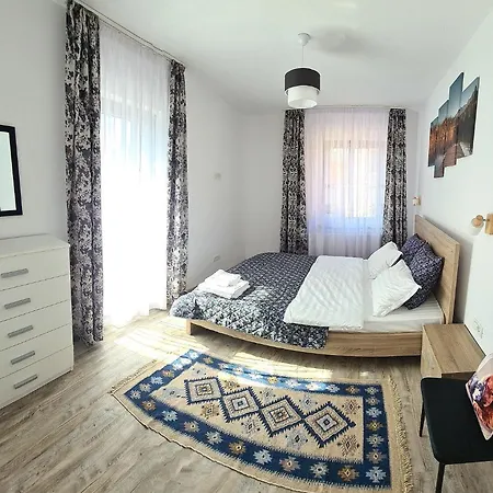 Apartament Eminescu Zarnesti Exterior photo