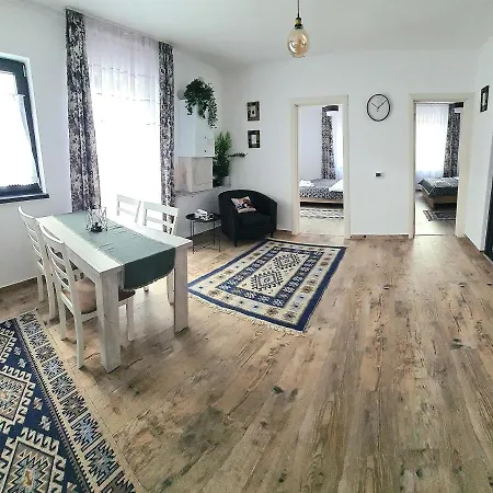 Apartament Eminescu Zarnesti Exterior photo