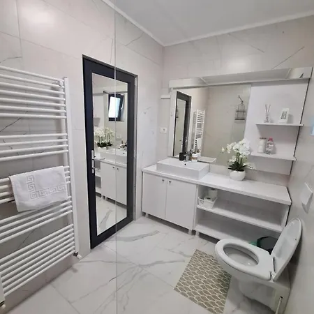 Apartament Eminescu Zarnesti Exterior photo